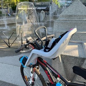 Thule® RideAlong Child Bike Seat with Extra Add on Thule Ride Along Windscreen.